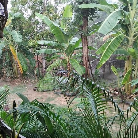 Odambang Village Homestay Battambang Exteriör bild