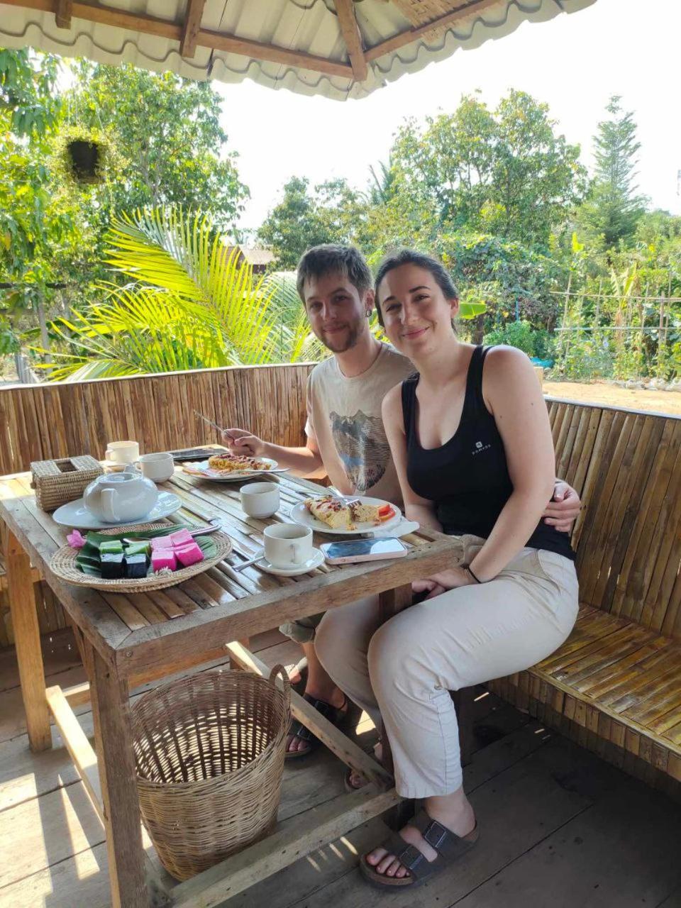 Odambang Village Homestay Battambang Exteriör bild