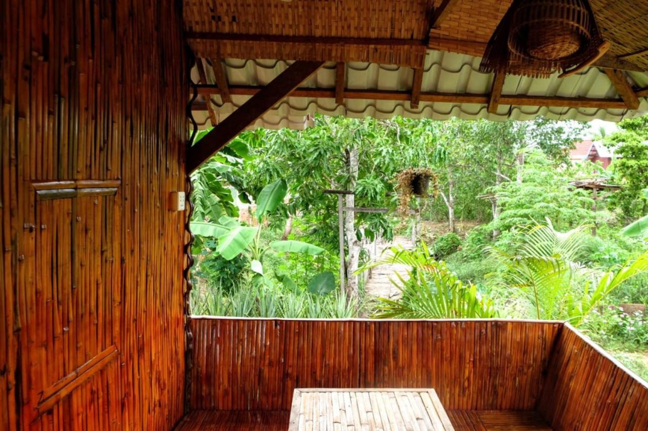 Odambang Village Homestay Battambang Exteriör bild