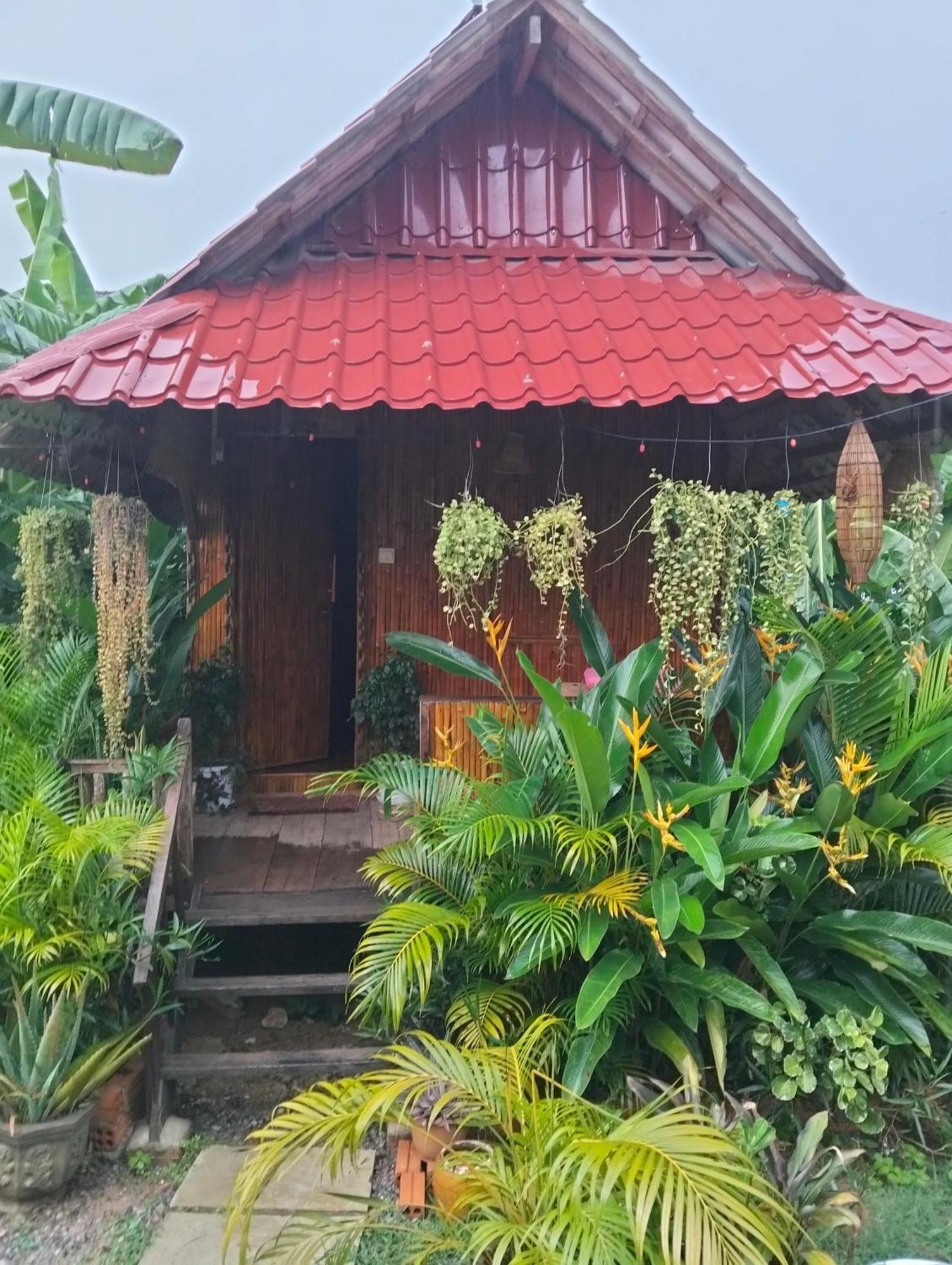 Odambang Village Homestay Battambang Exteriör bild