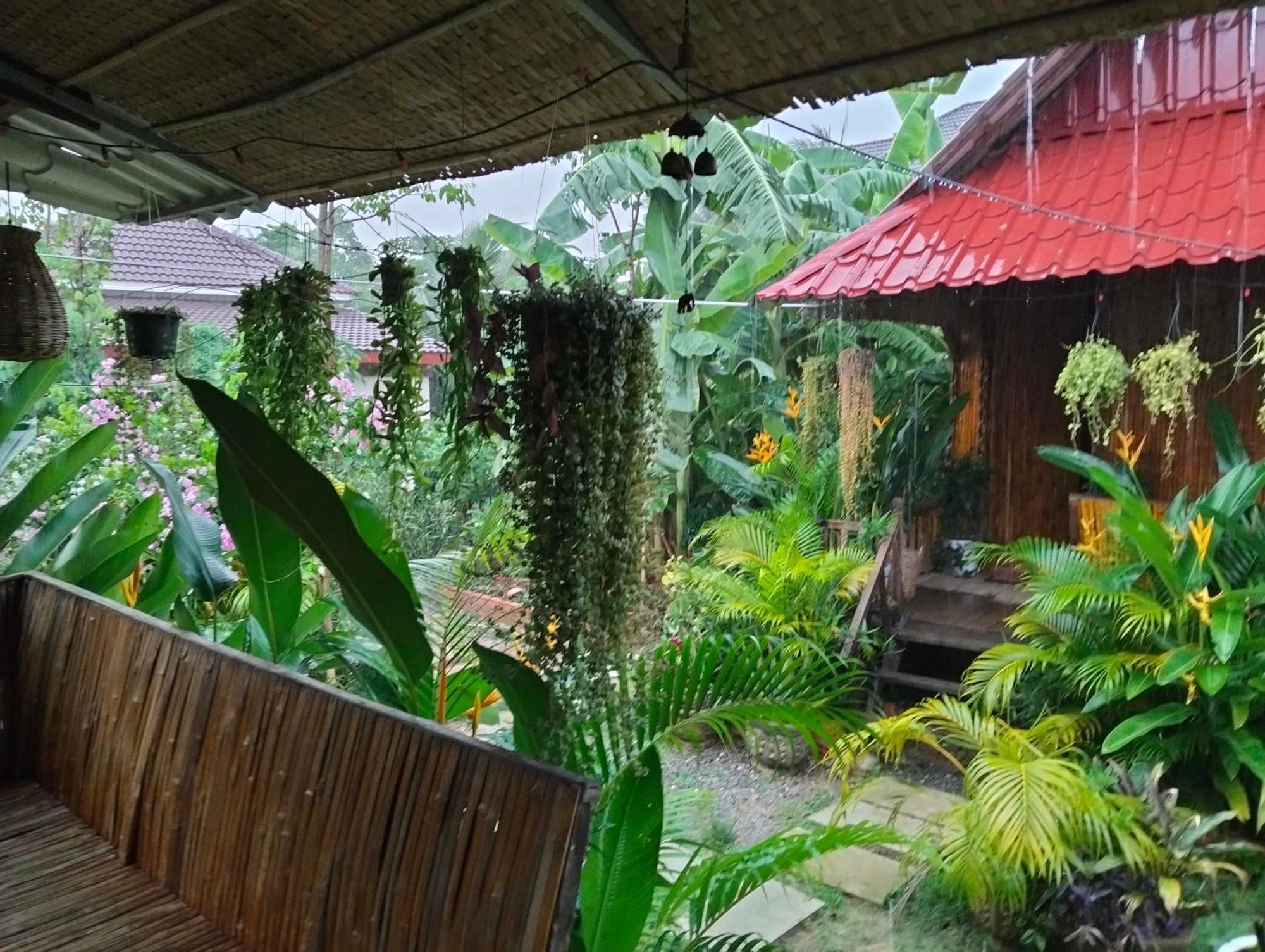 Odambang Village Homestay Battambang Exteriör bild
